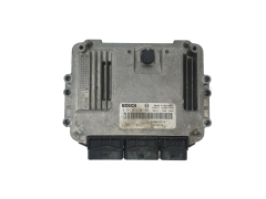 Calculateur 0281013907 8200705747 8200705748 Renault Bosch 35258