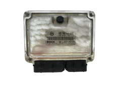Calculateur 045906019C 0281010697 VW Bosch 50152