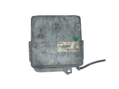 Calculateur 0261200811 9626529680 26FM0000 MP3.2 PSA Bosch 61755