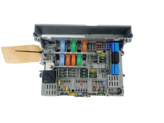 Boîtier Fusibles 6906611-03 BMW