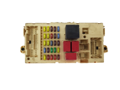 Boîtier Fusibles Fiat 51755127 NPL 51759305 Magneti Marelli 18431