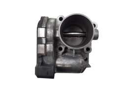 Boitier Papillon D’admission Renault 8200330810 --E 0281002681 H8200330812 3702