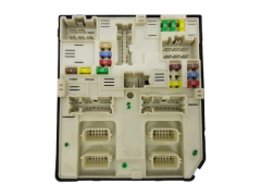 Calculateur Renault 284B62462R 525202F05 Calculateur Renault 284B62462R 525202F05