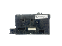 Calculateur De Confort UCH-N2 8200234045 Renault 