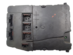 Calculateur UCH N3 Renault 8200525385 S18400260D Siemens 1115