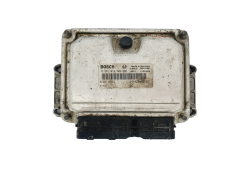 Calculateur Renault 0281010502 8200118522 8200085921 Bosch 34281