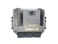 Calculateur 0281012588 8200527713 8200566220 Renault Bosch 63543