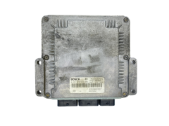 Calculateur 0281010819 8200039569 8200166362 Renault Bosch 63075