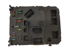 Calculateur BSI E01-00 S118085320C 9652474680 PSA Siemens 1159
