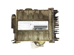 Calculateur 0285007044 7.18167.61 893907383A VW Bosch 18295