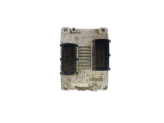 Calculateur 0261207422 24456864 B00010 Opel GM 42200 Calculateur 0261207422 24456864 B00010 Opel GM 42200