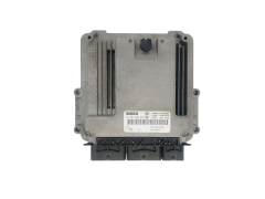 Calculateur 237104627R 237104376R 0281030899 Renault Bosch 43813