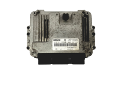 Calculateur 0281011890 8200091517 8200402578 Renault Bosch 16982 Calculateur 0281011890 8200091517 8200402578 Renault Bosch 16982