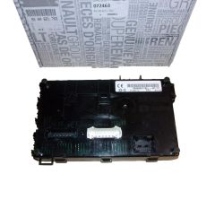 Calculateur De Confort Nouvelle Original UCH Renault Clio II 8200621762 Calculateur De Confort Nouvelle Original UCH Renault Clio II 8200621762