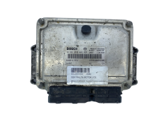 Calculateur 0281010442 8200141954 8200049306 Renault Bosch 64028