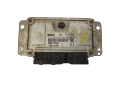 Calculateur Toyota PSA 89661-0H012 0261208704 Bosch 16005