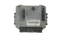 Calculateur 0281011148 8200311539 8200303141 Renault Bosch 40878