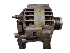 Alternateur Renault Volvo 7700430182 SG10B010 120A Valeo