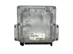 Calculateur 0281010252 9635158180 28FM0156 PSA Bosch 63336