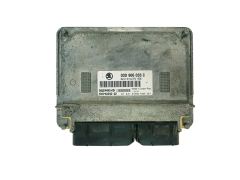 Calculateur 03D906033C 5WP40292 02 Skoda Siemens 32204