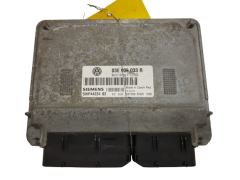 Calculateur VW 03E906033R 5WP44224 02 Siemens