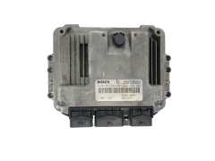 Calculateur 0281011549 8200310863 8200370779 Renault Bosch 44852