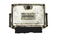 Calculateur 0281010502 8200118522 8200085921 Renault Bosch 20422