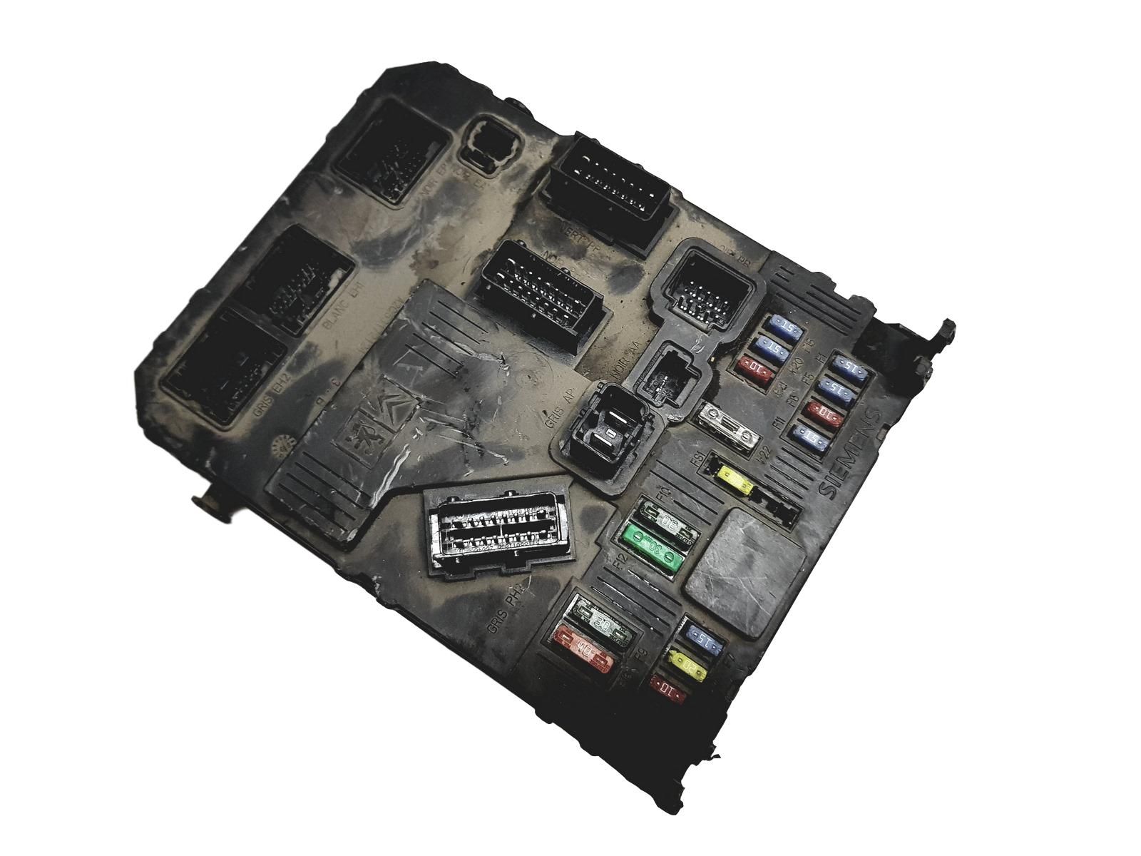 Calculateur BSI 9657999780 S118085220F Citroen Peugeot 12597 main product photo