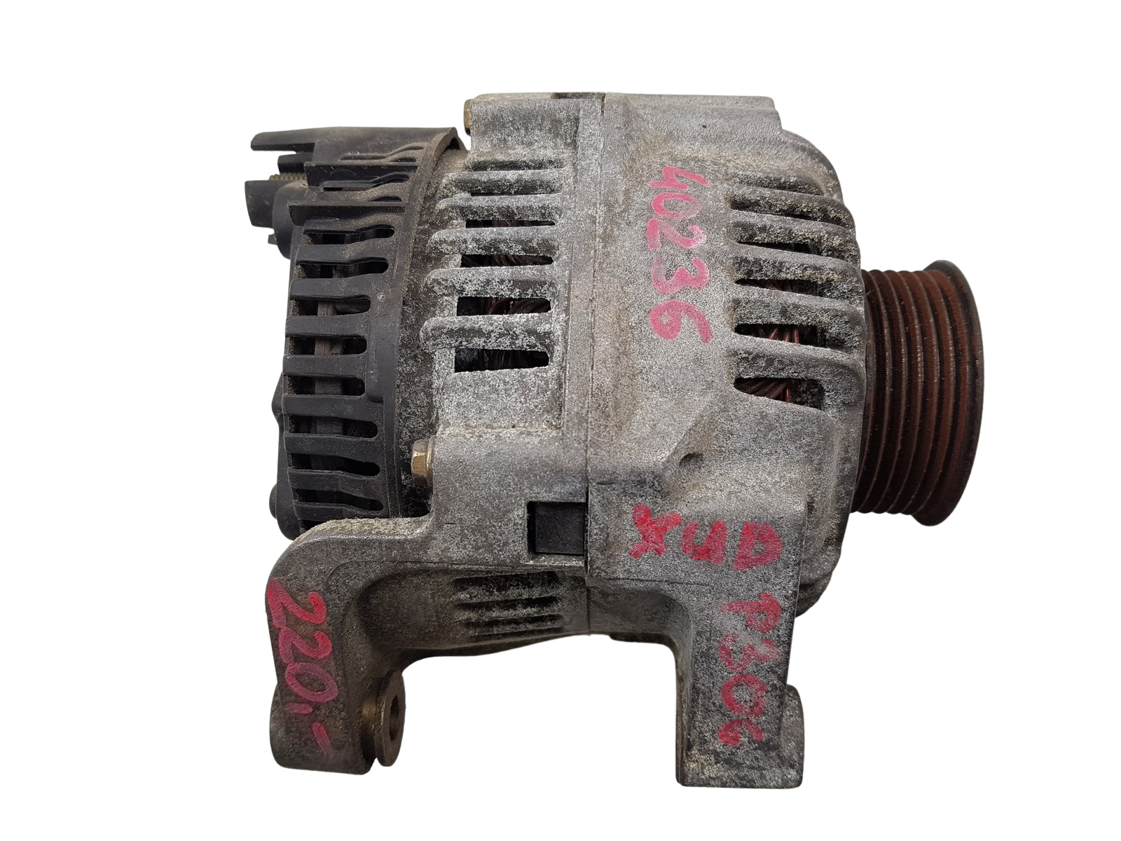 Alternateur Citroen Peugeot A11VI51 2541735B 5705FW 70A 1.9 Valeo 1198 main product photo