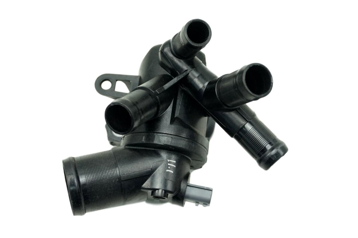 Boitier Thermostat D'eau moteur 110617089R 1,2 TCE Renault Dacia 0 km main product photo