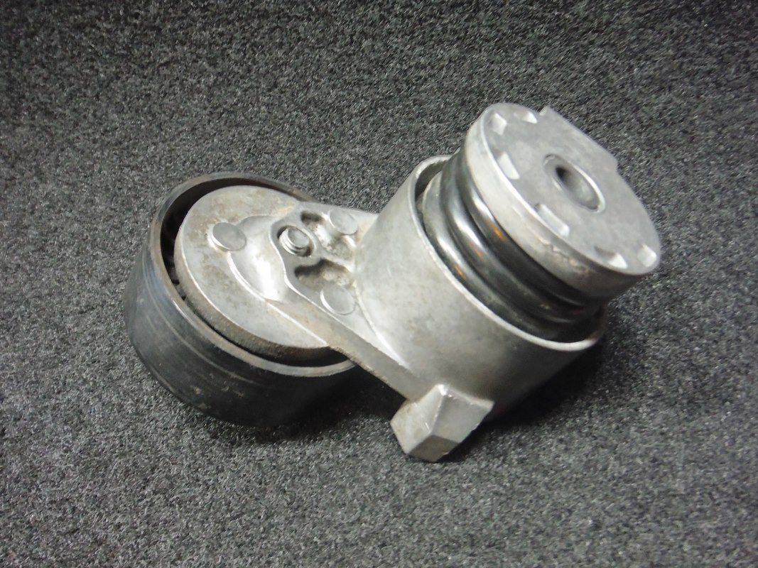 Napinacz Paska Renault Dacia 117503662R 1.5 DCI main product photo