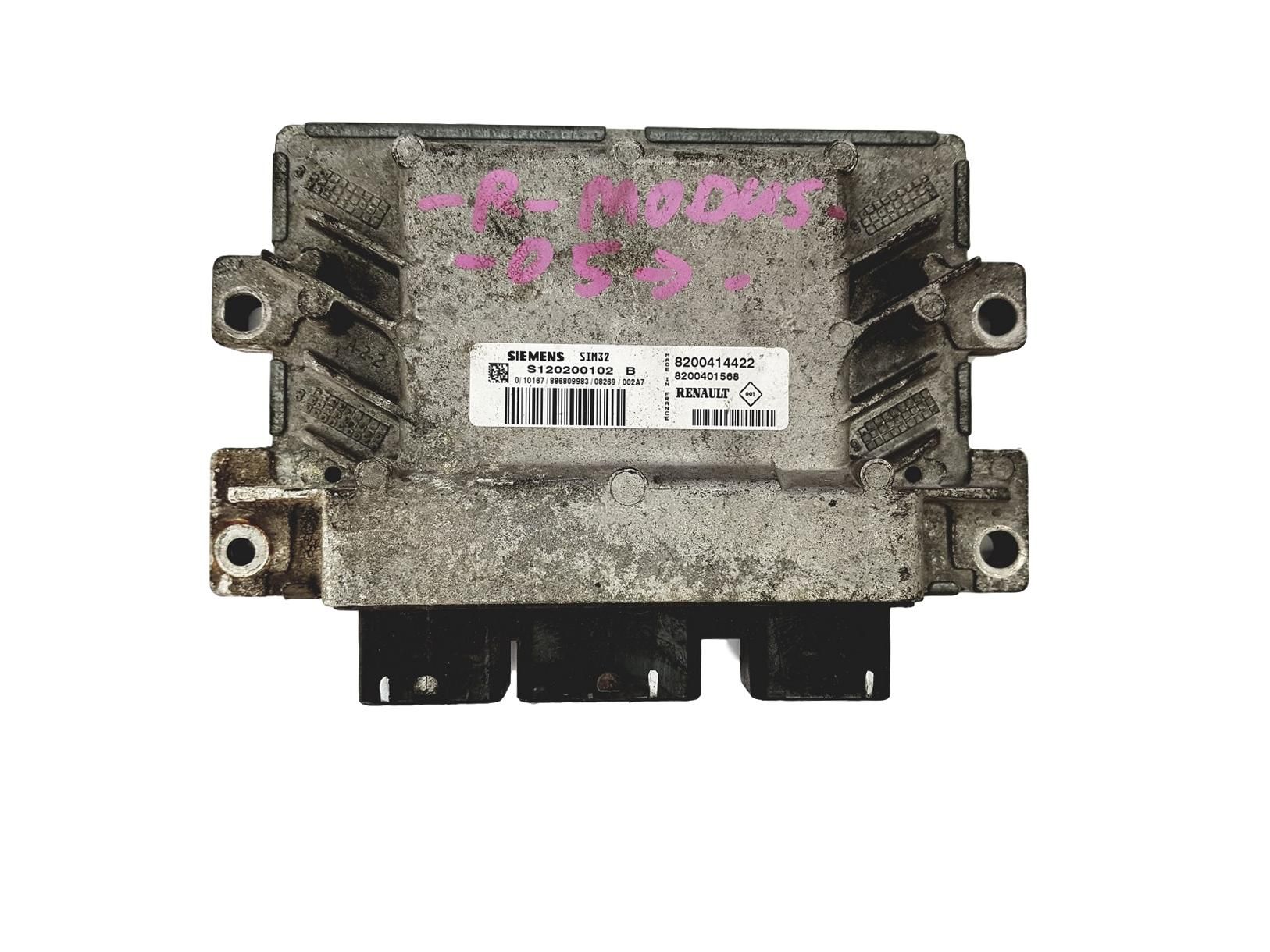 Calculateur S120200102B SIM32 8200414422 8200401568 Renault 14774 main product photo
