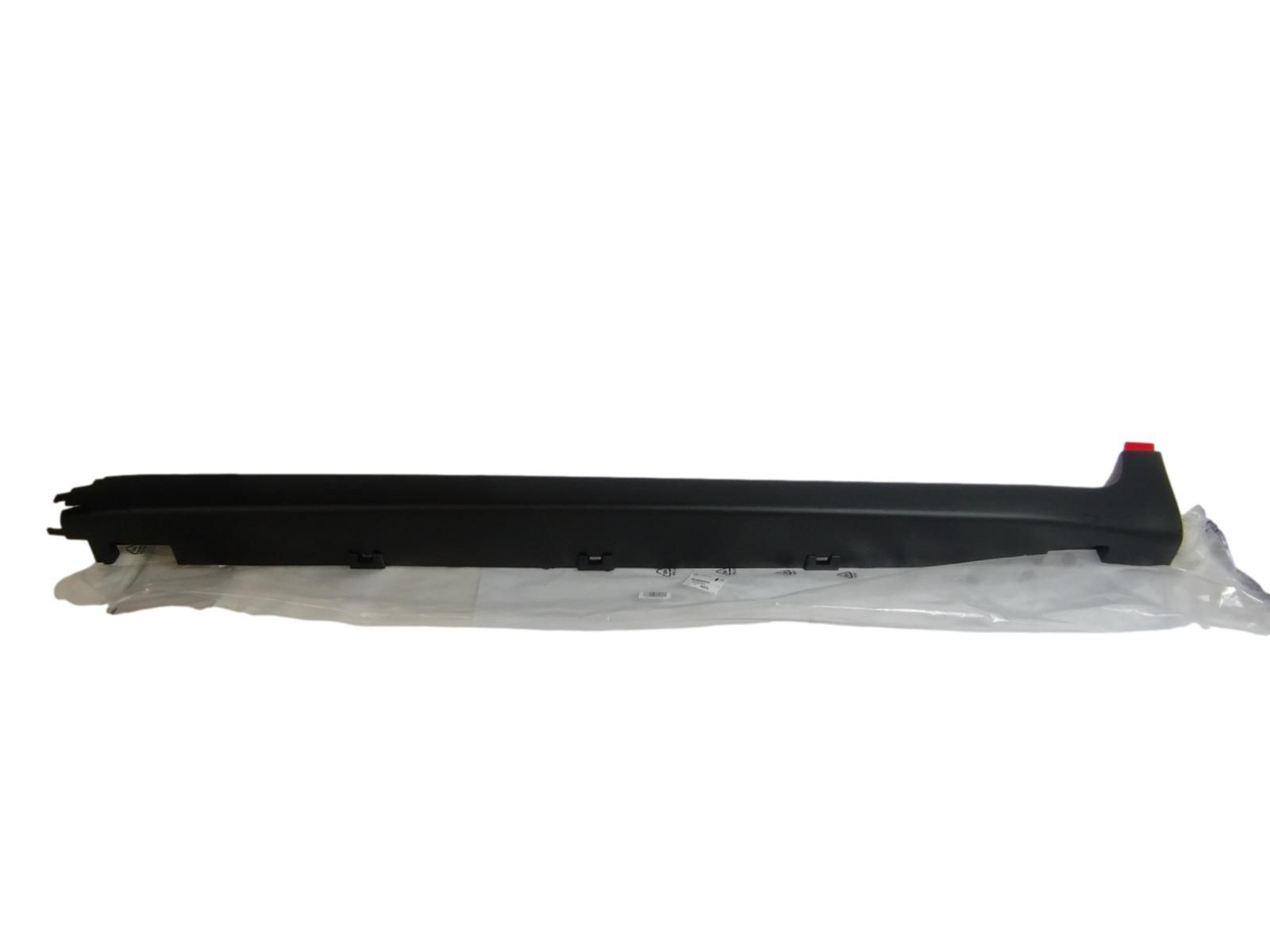 Moulure De Seuil Droit Original 7010X3 9685800877 Citroen Peugeot main product photo