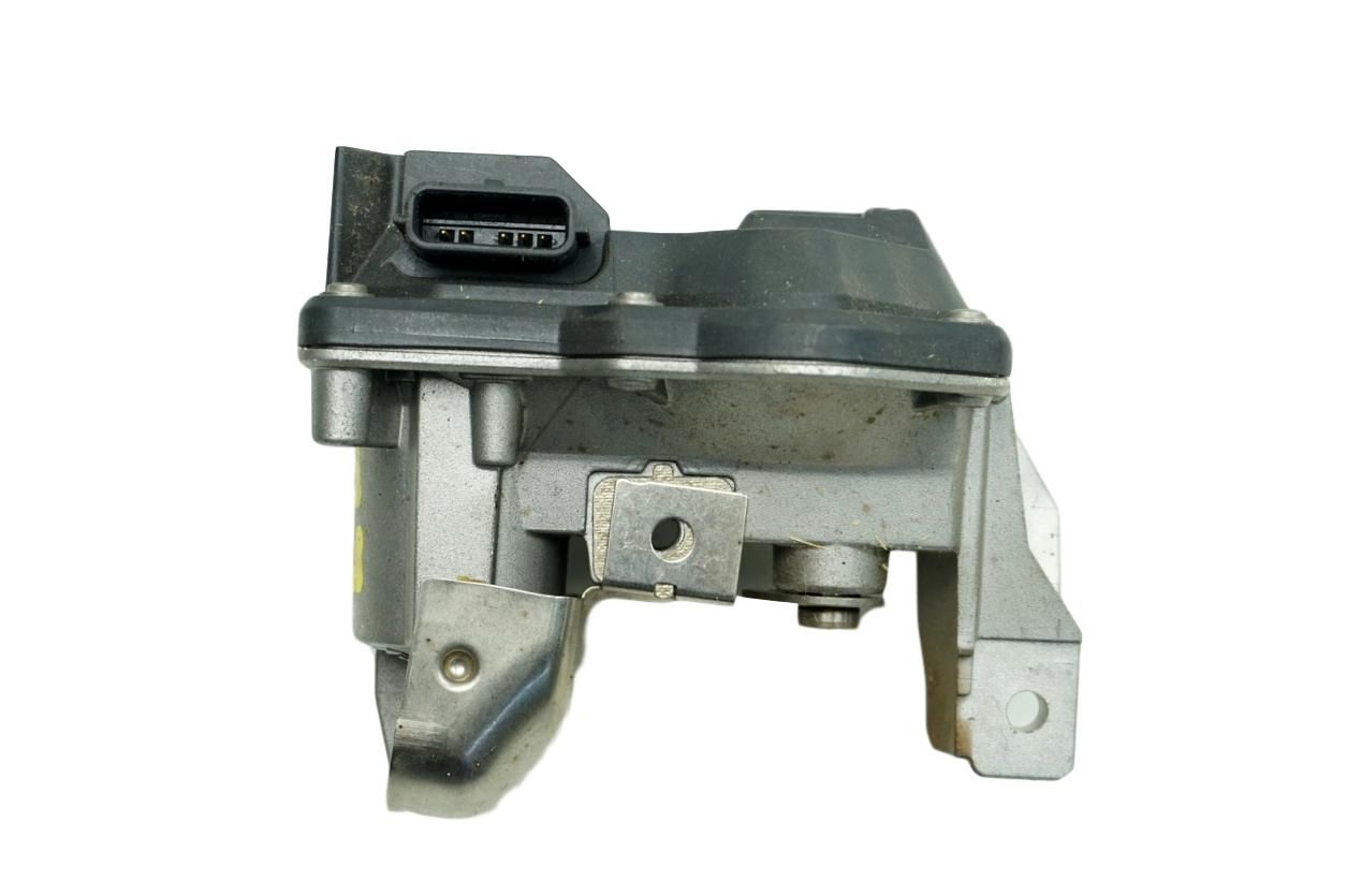 Boitier Papillon D’admission EGR 1,5 DCI 1,6 DCI 147B07424R Renault 147253272R main product photo