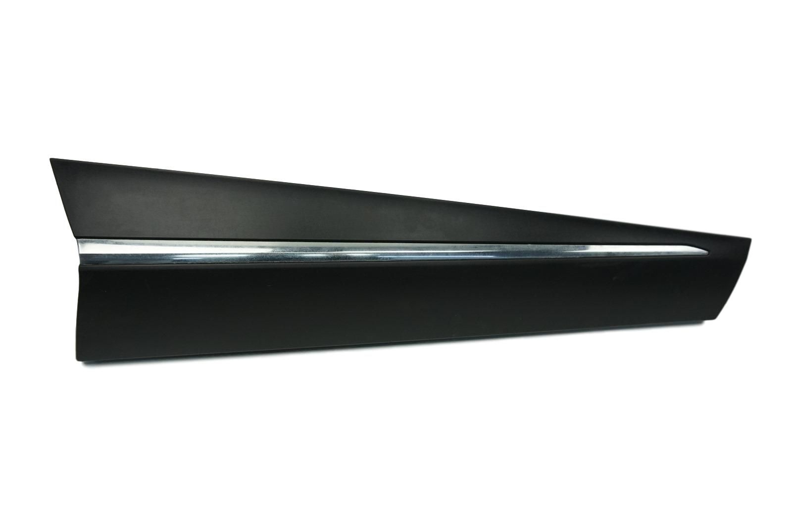 Moulure De Portes Droit Avant Droit 801867830R Captur Renault  main product photo