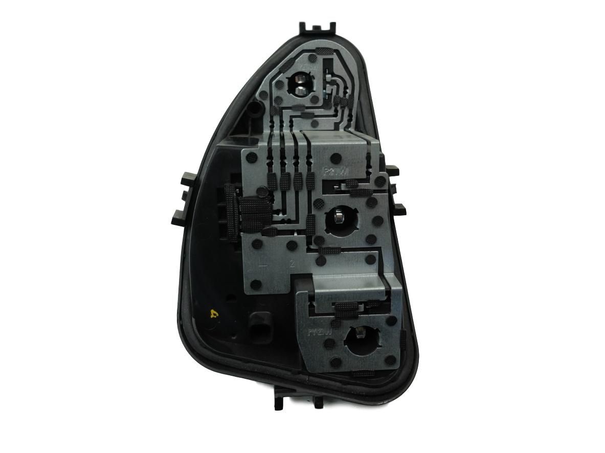 Insert Phare Gauche Arrière Clio 3 8200886944 Renault HB 09-12 0km main product photo