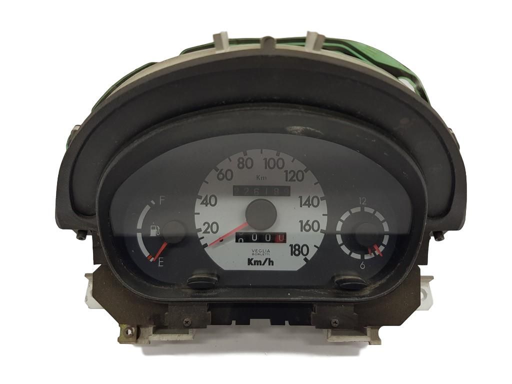 Bloc Compteurs Vitesse Sup�rieur Fiat Seicento 60.6268.021.0-A 6062680210A 15545 main product photo