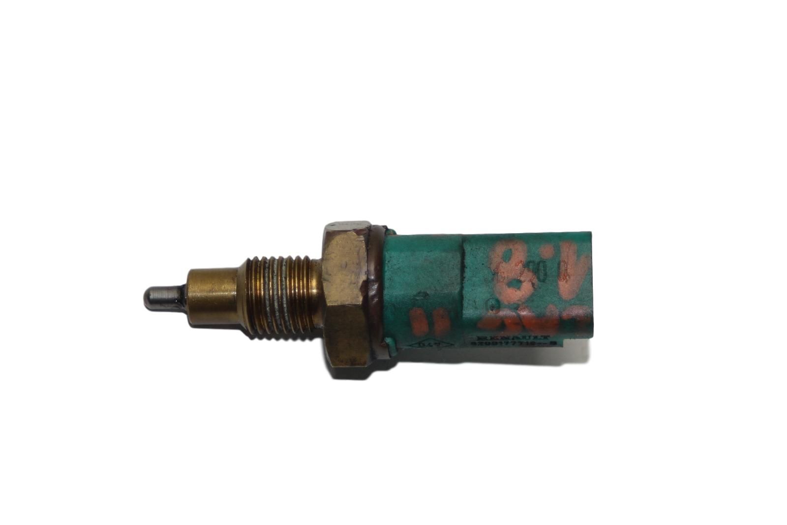 Interrupteur,Contacteur De Marche Arrière 8200177718 Renault Dacia 8200008194 main product photo