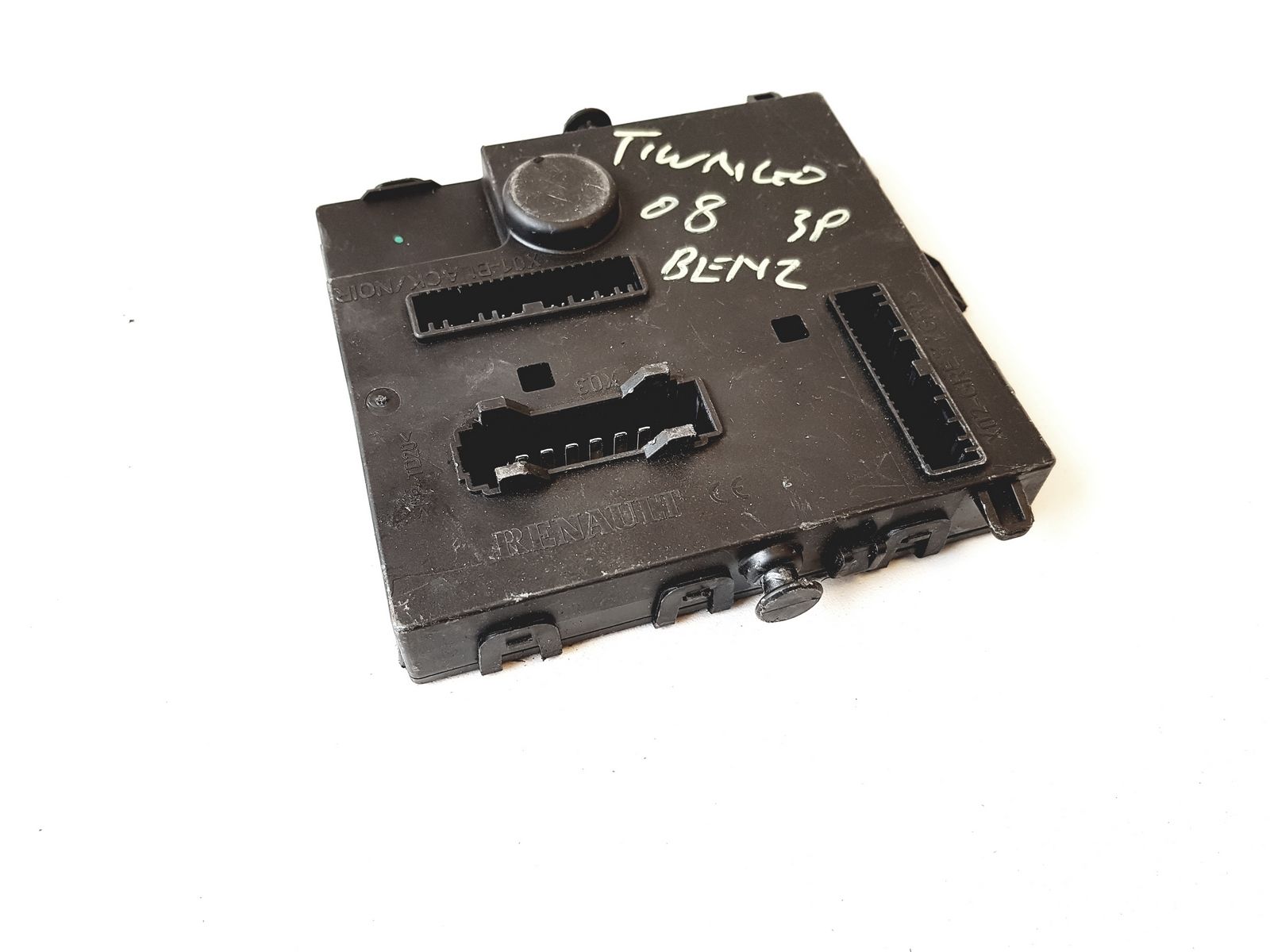 Calculateur BCM X44-L2 8200874481-A Renault Temic 12851 main product photo
