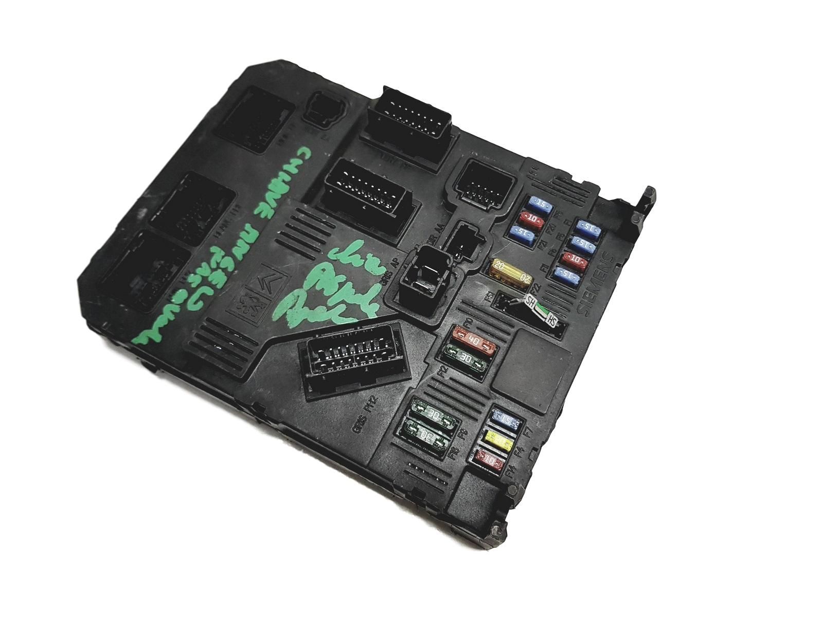 Calculateur BSI E01-00 S118085320D 9652474680 PSA Siemens main product photo