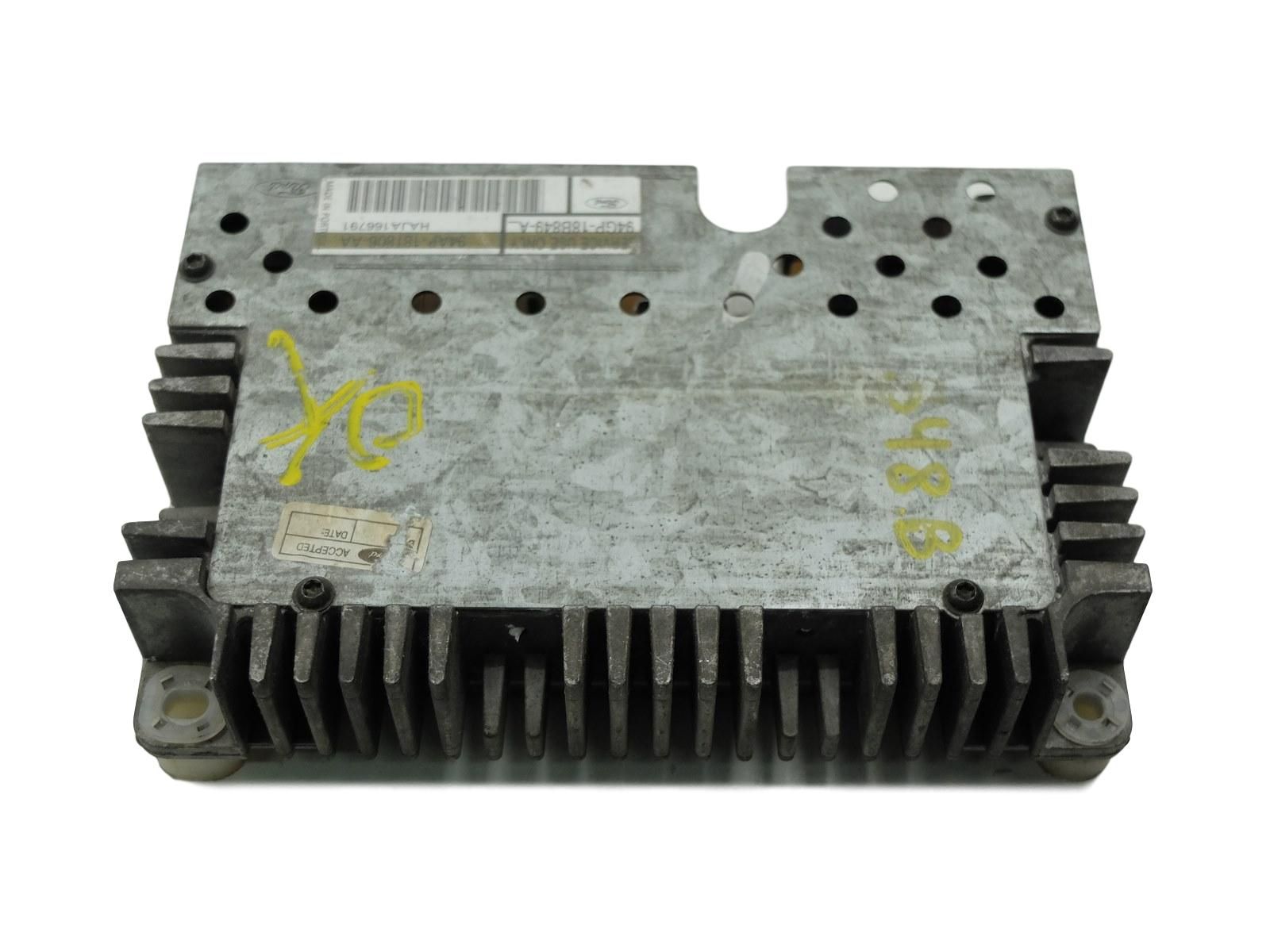 Amplificateur Audio Ford 94GP-18B849-A 94AP-18T806-AA main product photo