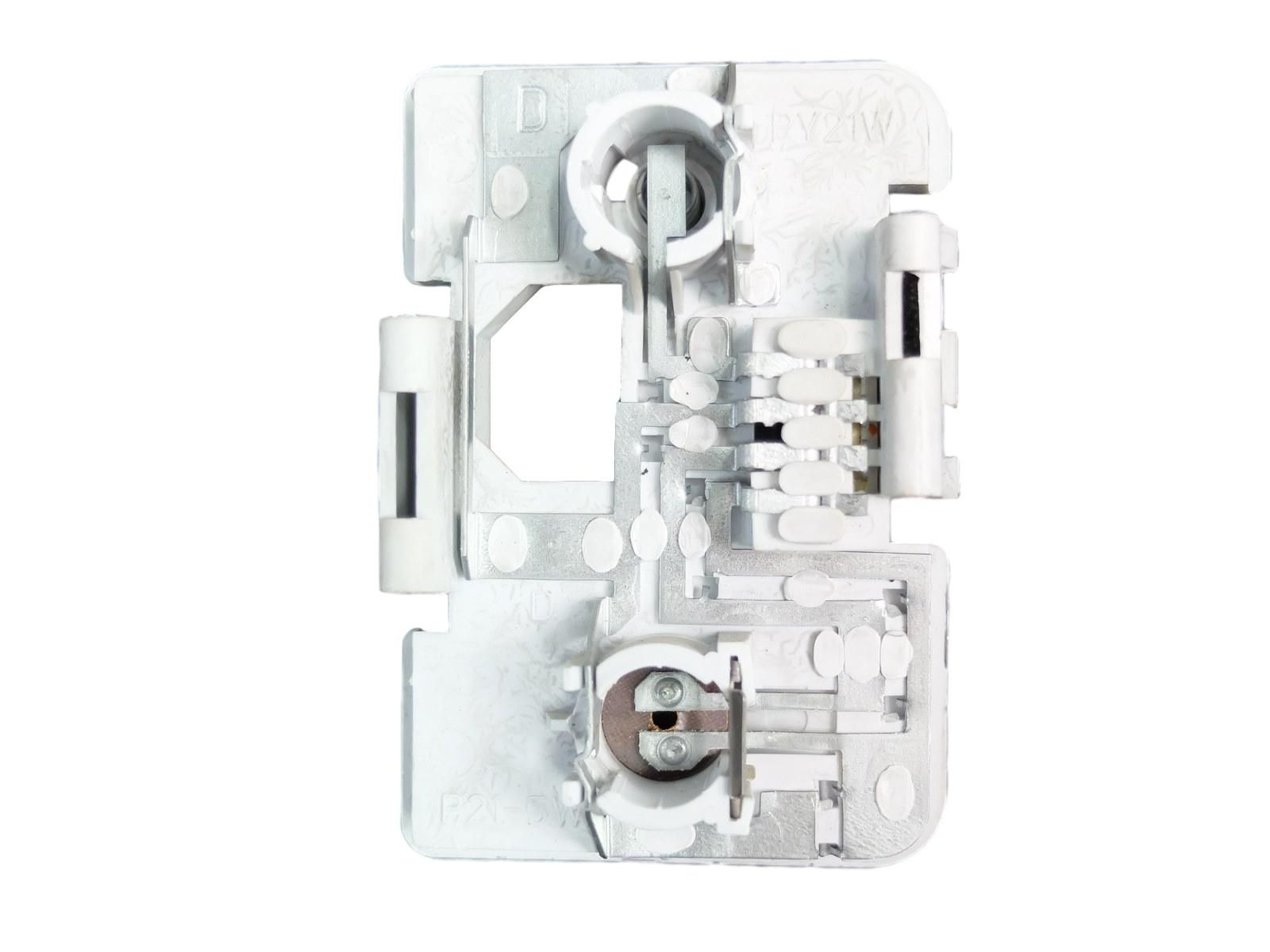 Insert Phare  Droit Arrière Citroen Xantia HB 2947 Saxo main product photo