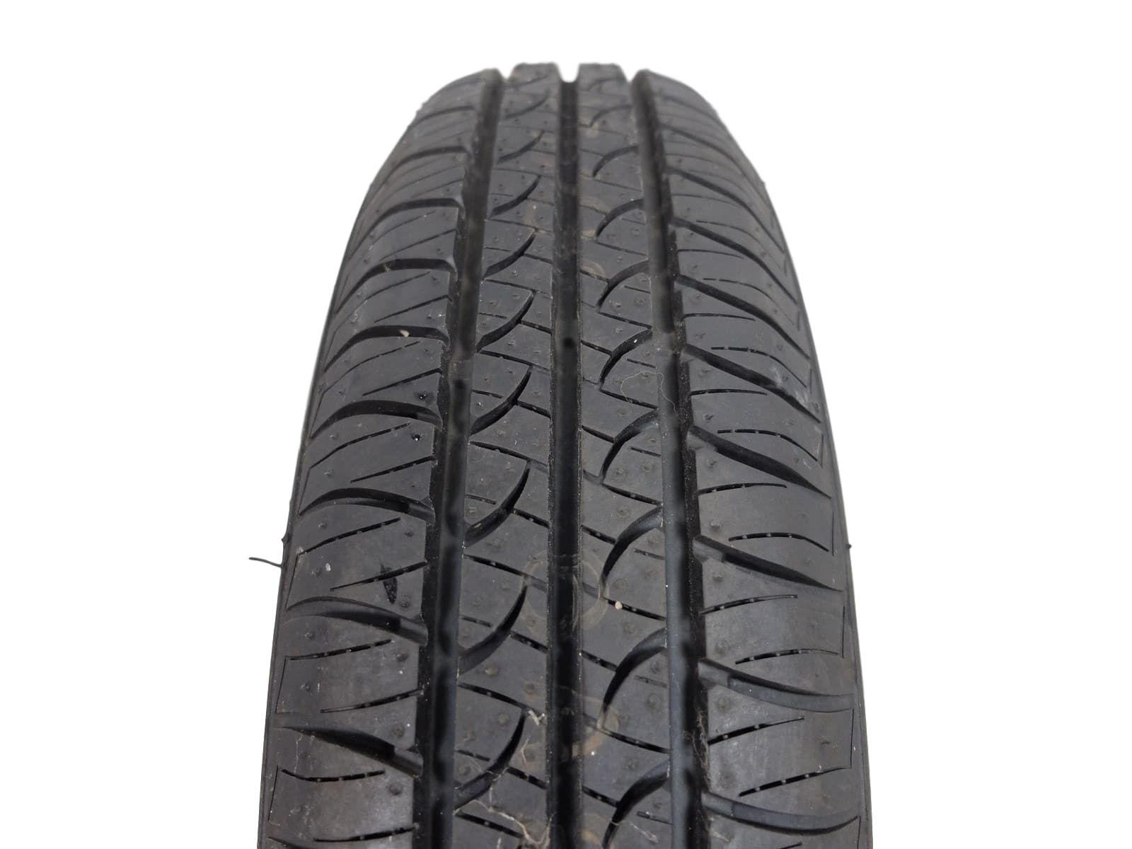Pneu D’ete R13 145/80 75T Kingstar RoadFit SK70 main product photo