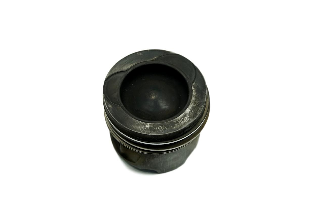 Piston Moteur 1,5 dci K9K764 Renault Modus Clio 3 main product photo